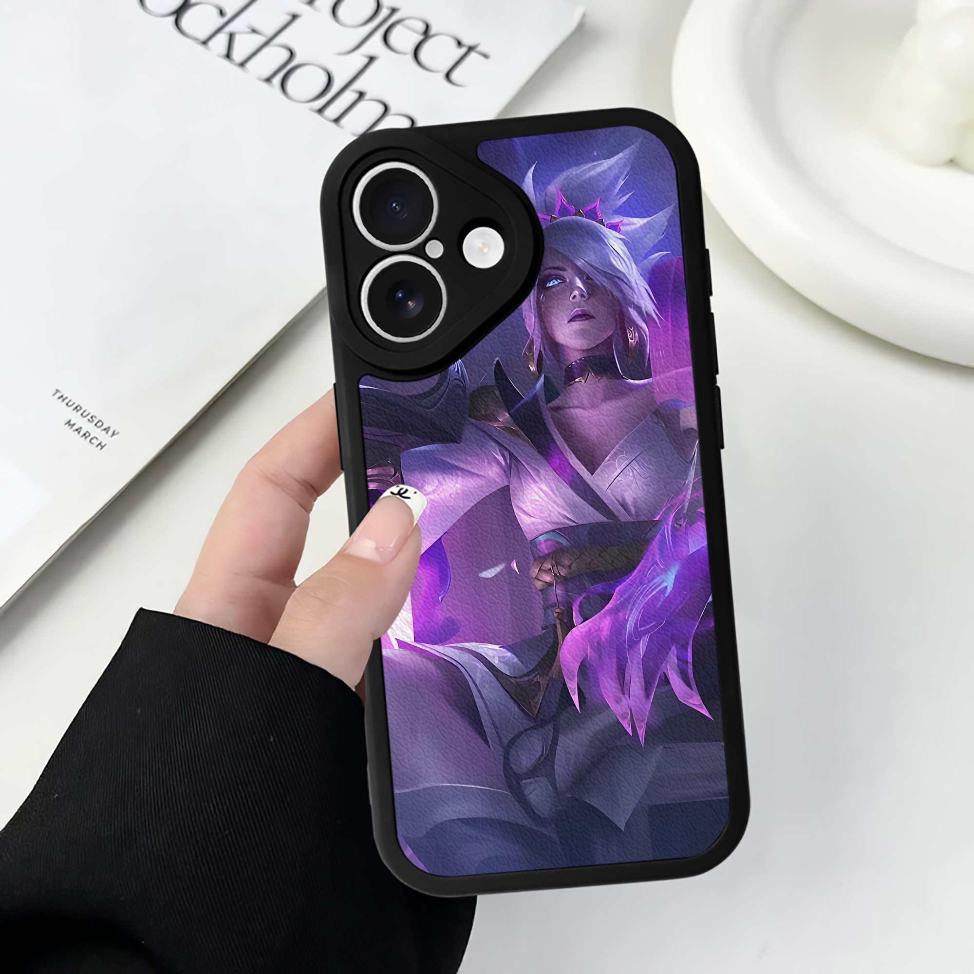 リーグ・オブ・レジェンド League of Legends LOL 【iPhone 16シリーズ対応】シリコンスマホケース（レザー調） 材質：シリコン